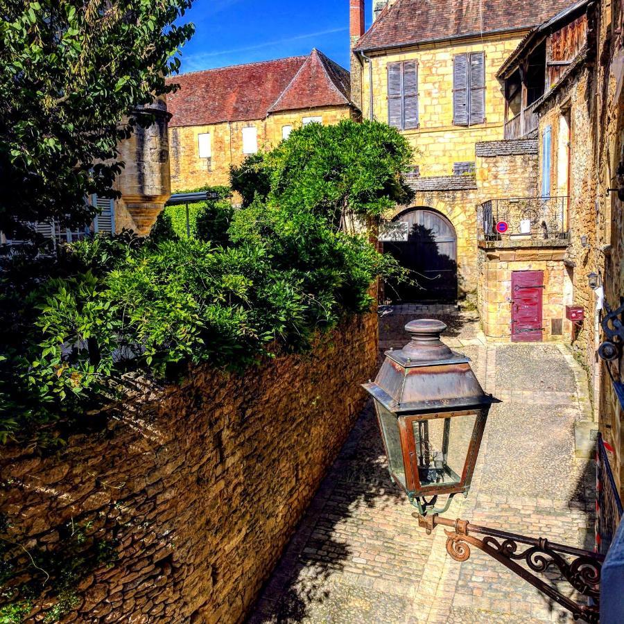 La Lanterne Chambres D'Hotes サルラ・ラ・カネダ エクステリア 写真